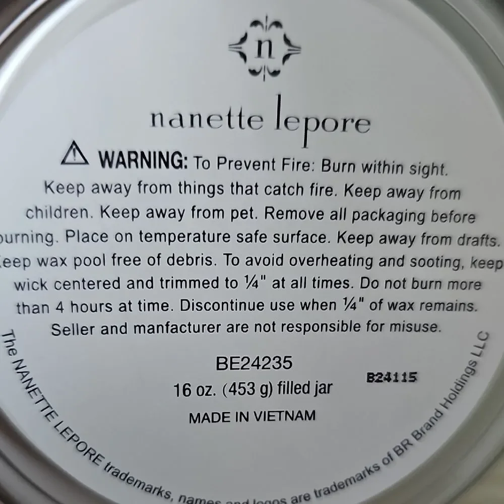Nanette Lepore Magnolia White Candle with Silver Lid